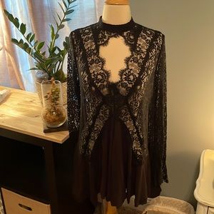 NWTs free people top, or dress. Lowest price!!